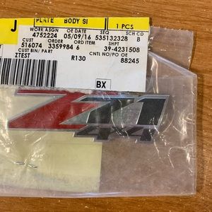 Z71 4x4 Genuine GM Emblem New in the Package